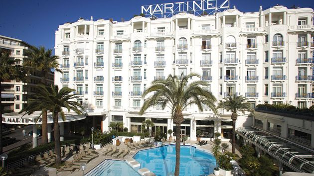 1 King bed, at Hotel Martinez