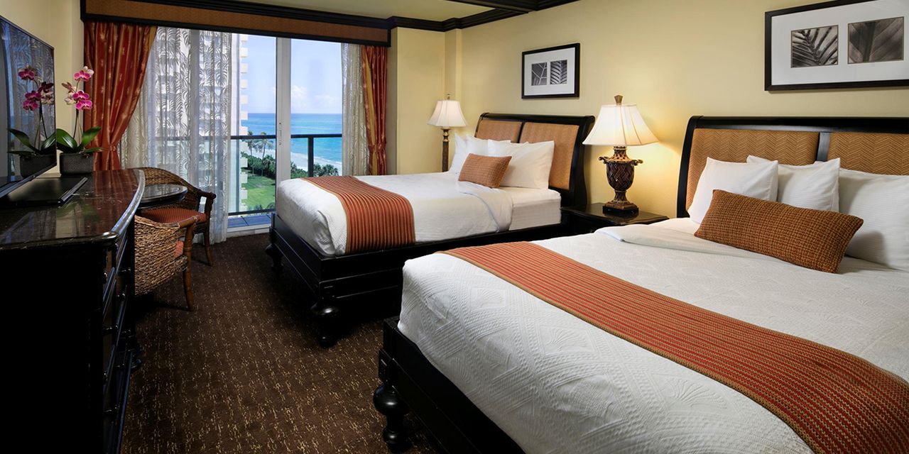 Jupiter Beach Resort & Spa