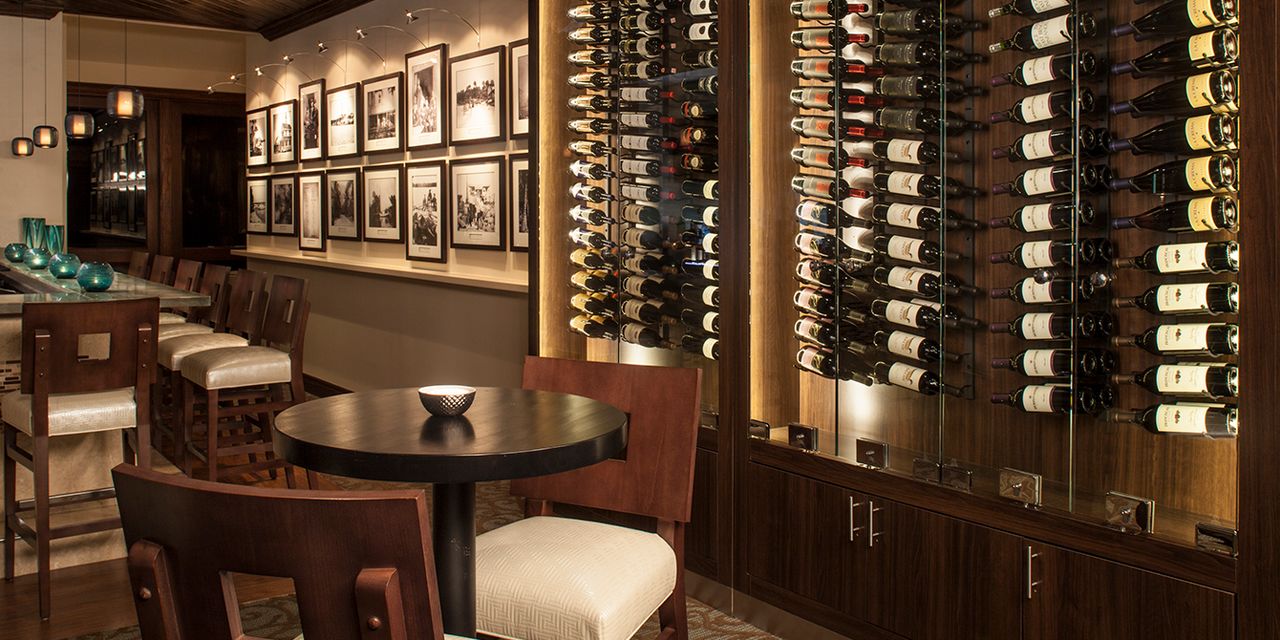 Jupiter Beach Resort & Spa