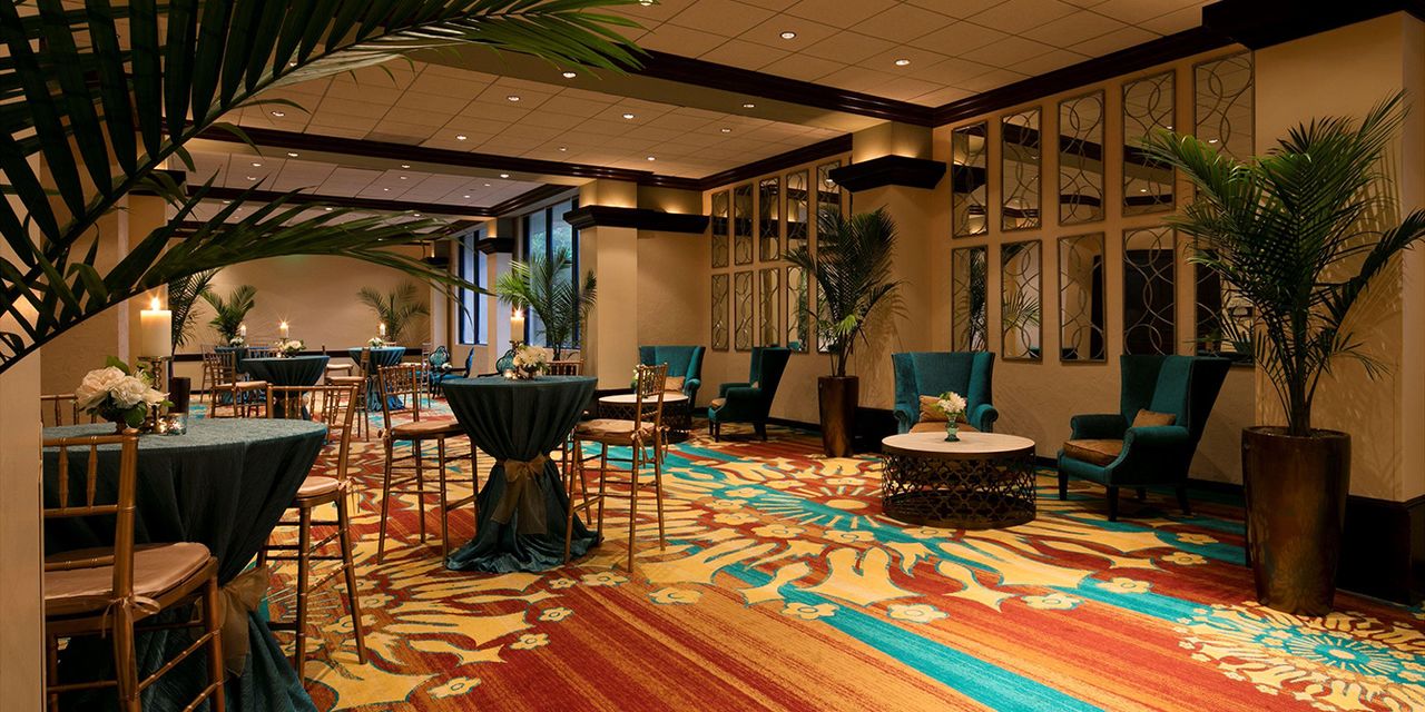 Jupiter Beach Resort & Spa