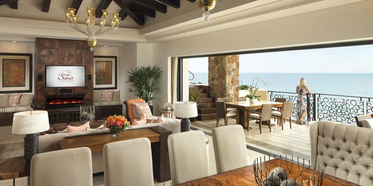 Grand Solmar Land's End Resort & Spa