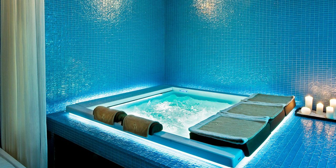 CastaDiva Resort & Spa