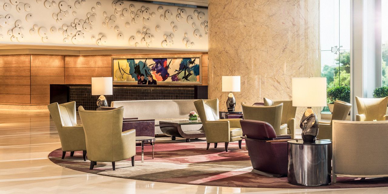 Four Seasons Hotel Hong Kong