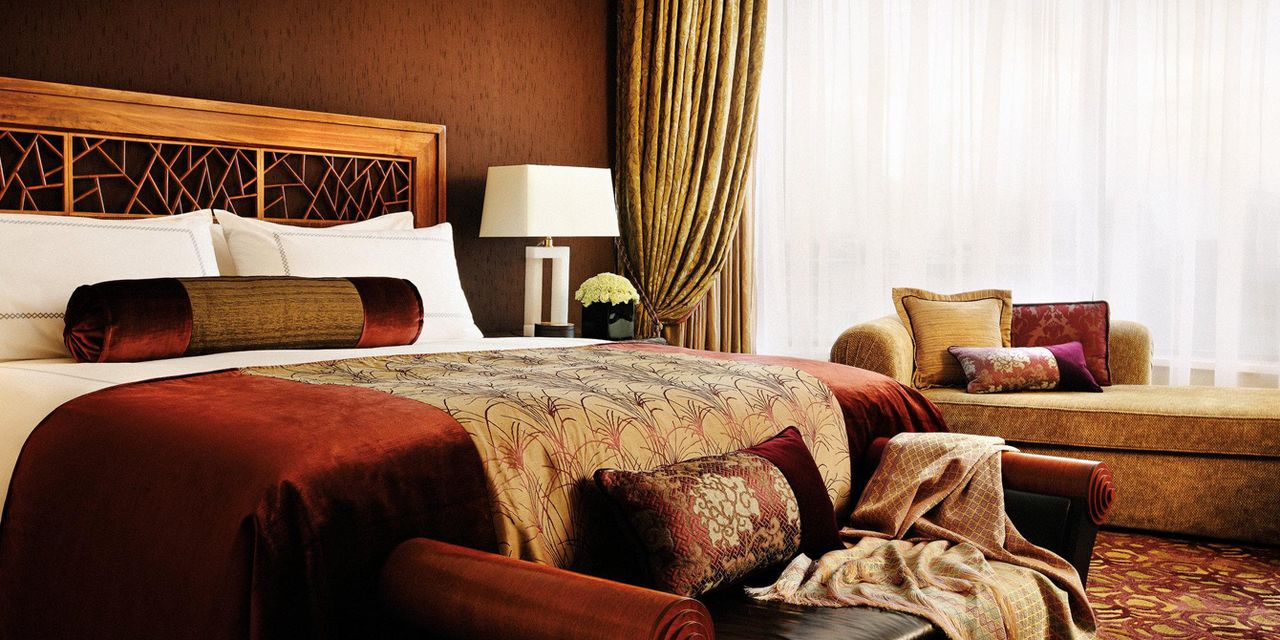 Four Seasons Hotel Singapore