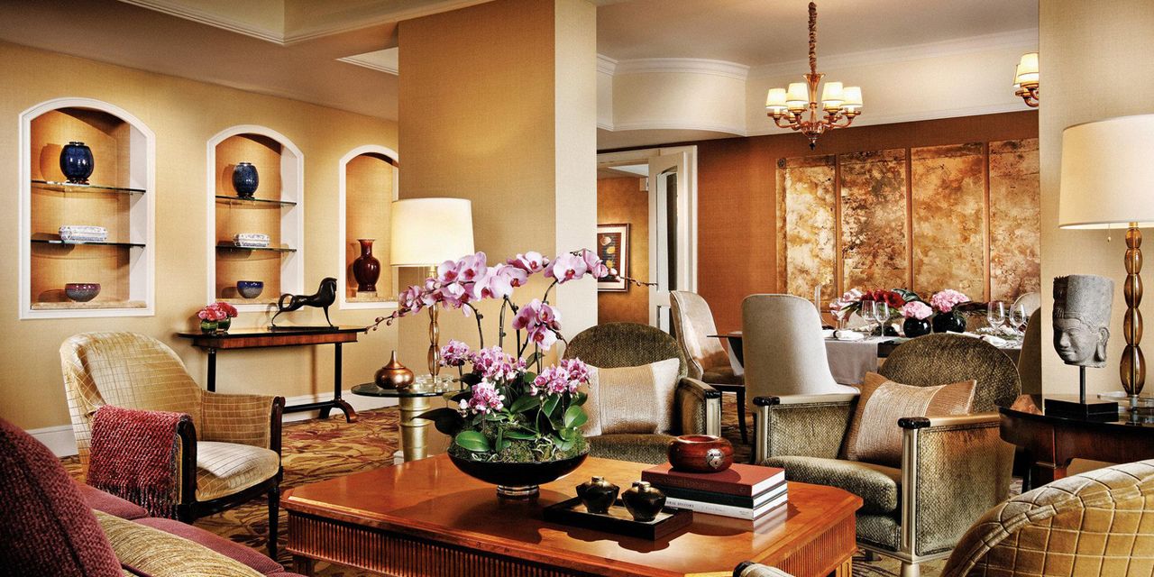 Four Seasons Hotel Singapore