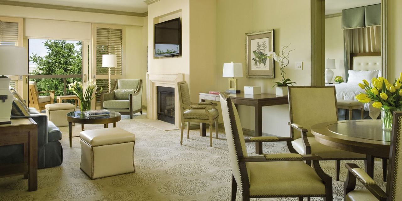 The Ritz-Carlton Dallas, Las Colinas