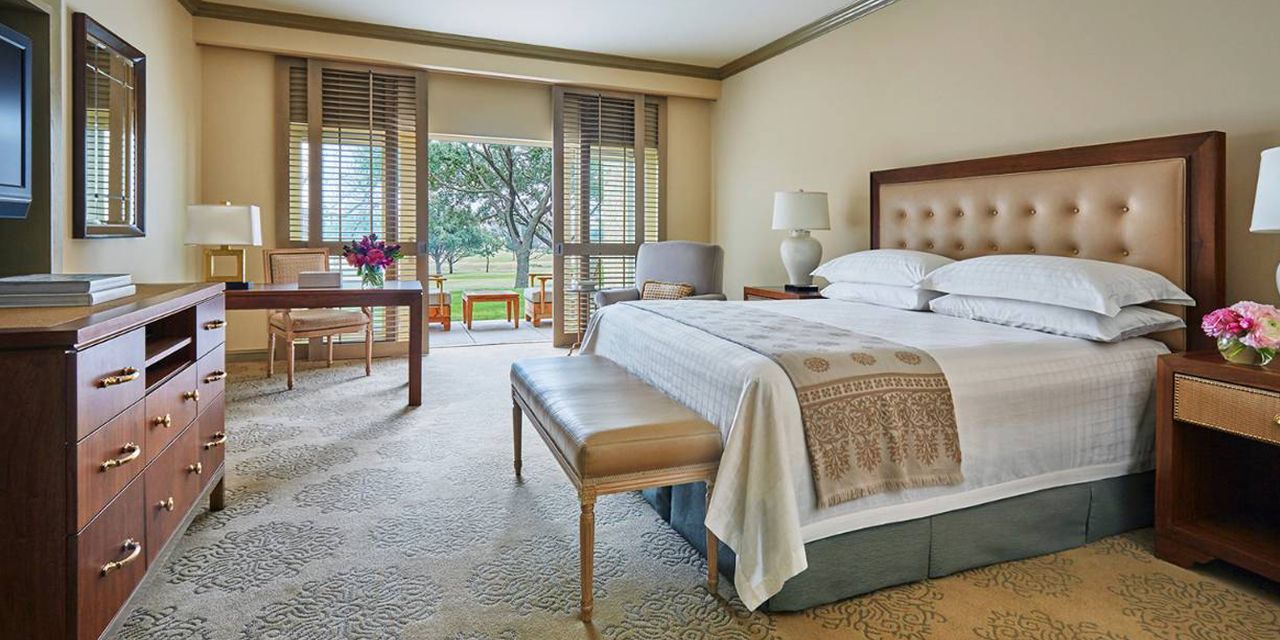 The Ritz-Carlton Dallas, Las Colinas