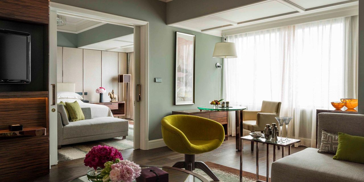 Four Seasons Hotel Shanghai