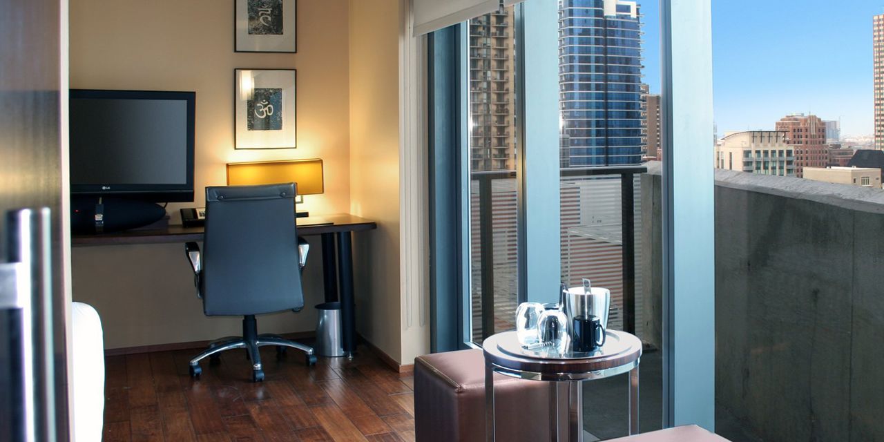 Eurostars Magnificent Mile