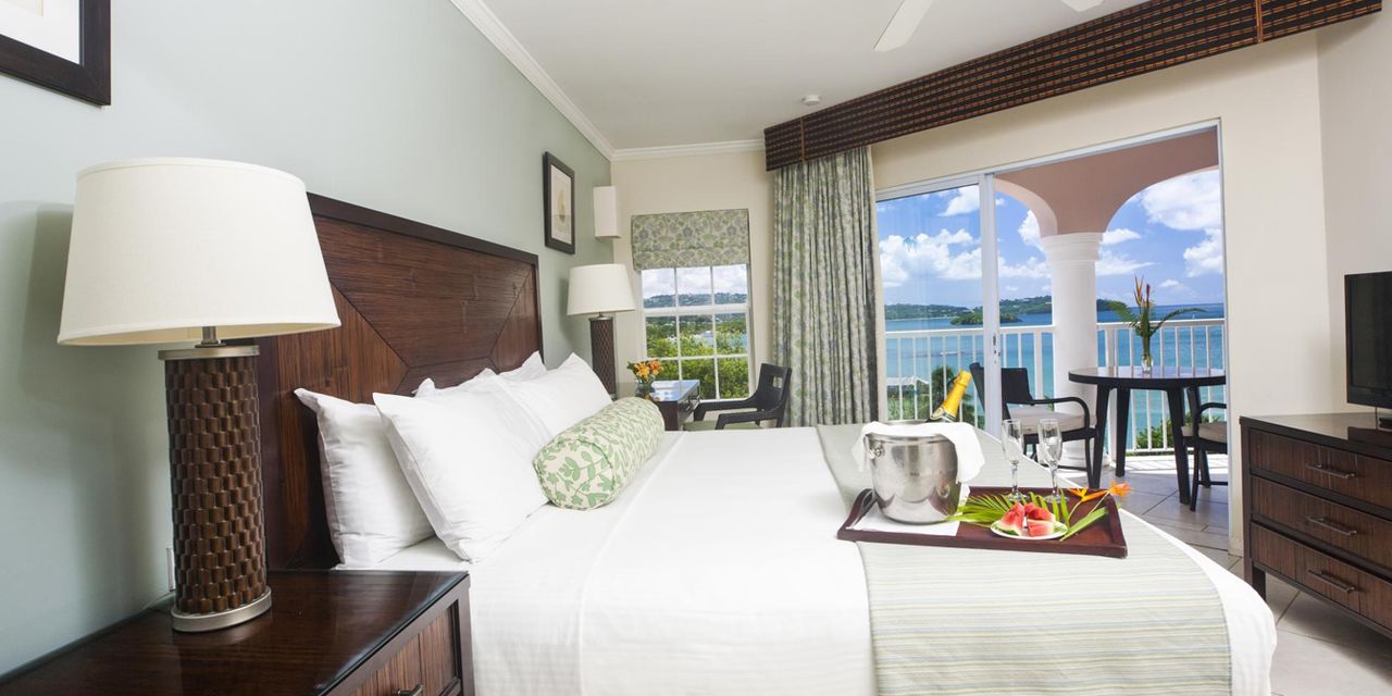 St. James's Club Morgan Bay