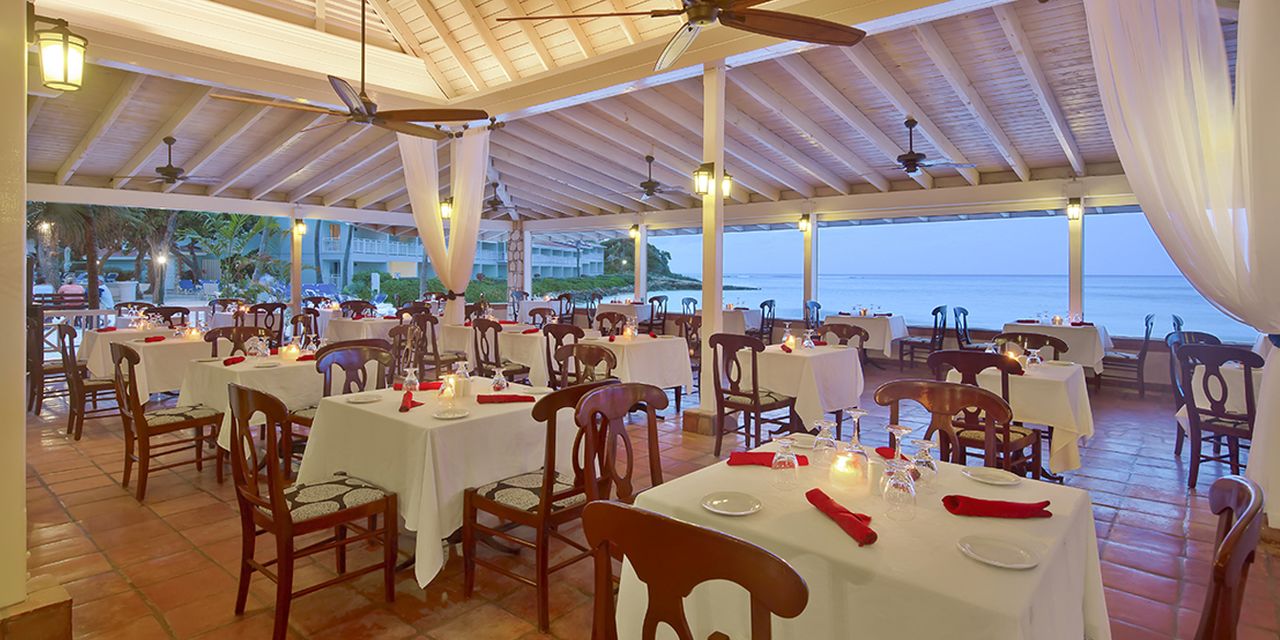 Pineapple Beach Club - All Inclusive