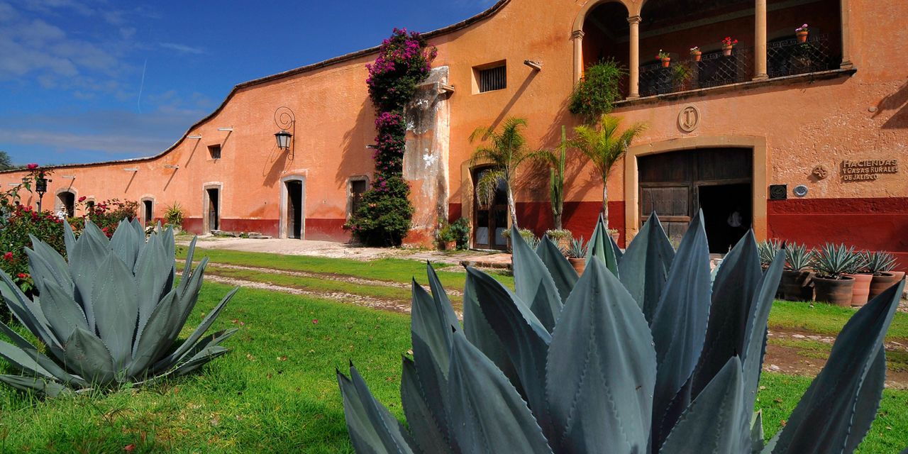 Hacienda Sepulveda Hotel & Spa