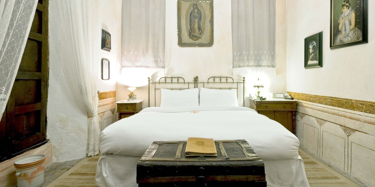 Hacienda Sepulveda Hotel & Spa