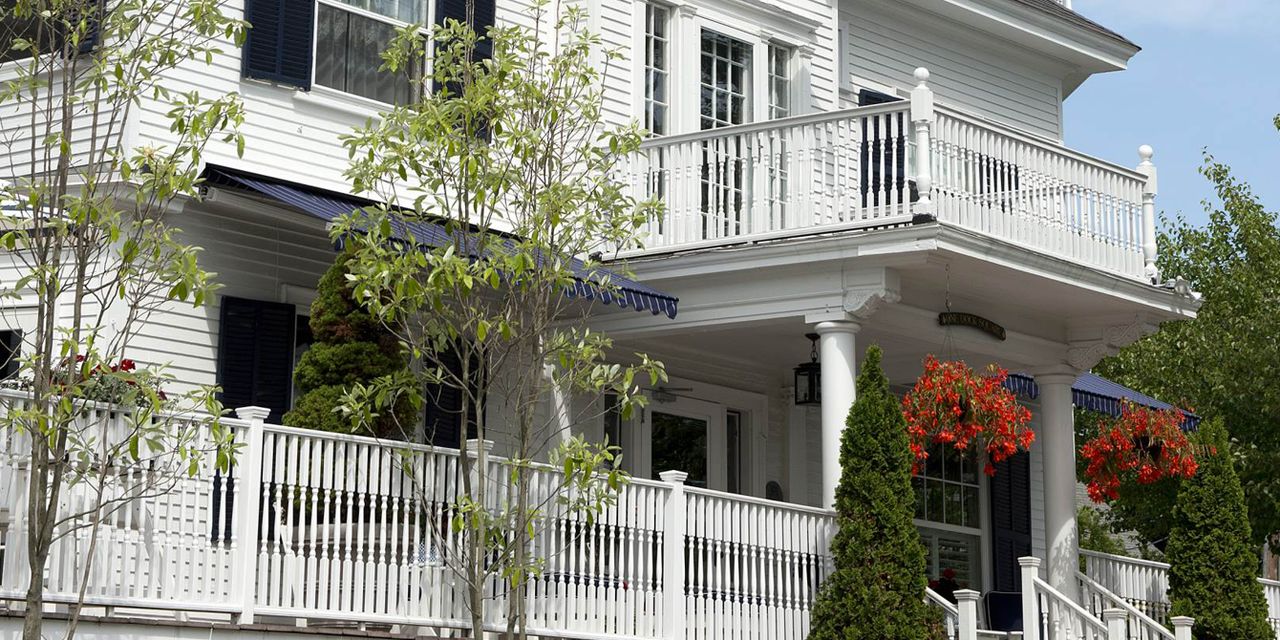 The Kennebunkport Inn