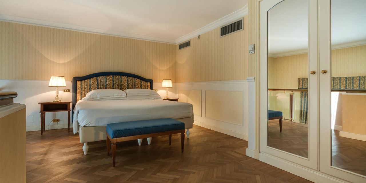 Plaza Hotel Lucchesi