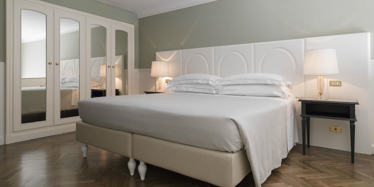 Plaza Hotel Lucchesi