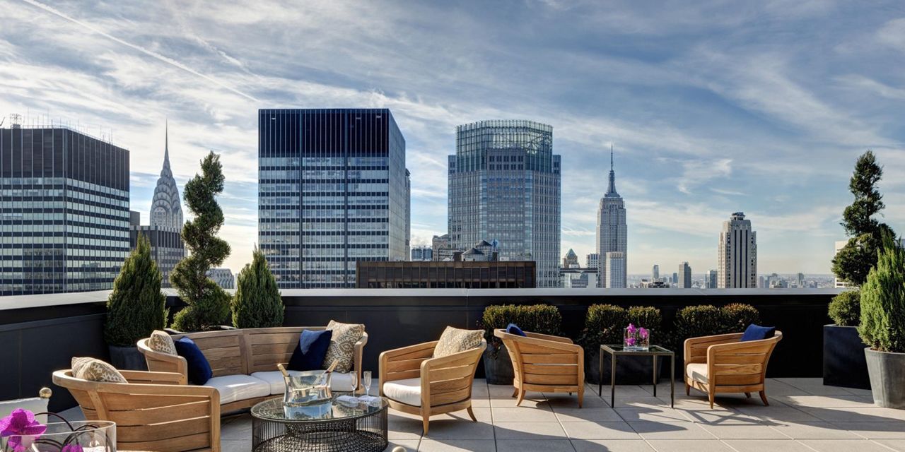 Lotte New York Palace & The Towers