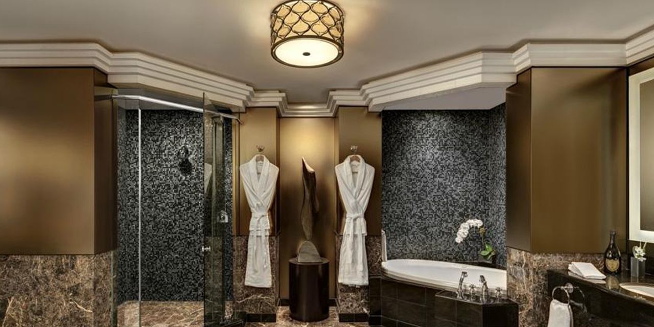 Lotte New York Palace & The Towers