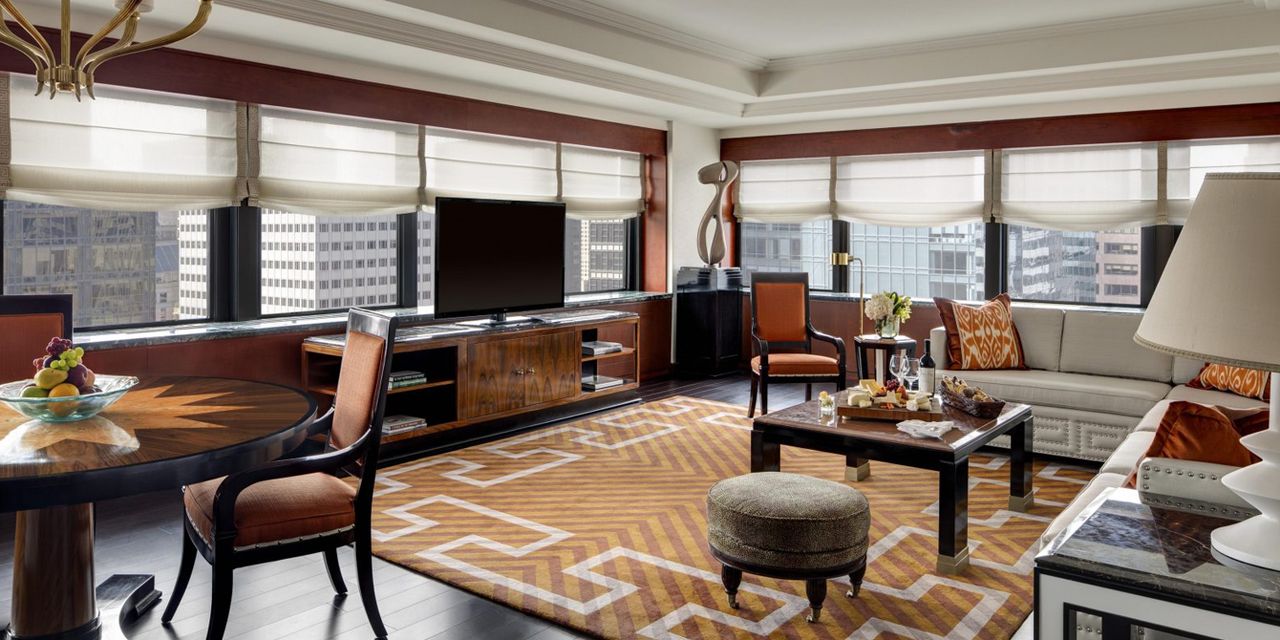 Lotte New York Palace & The Towers