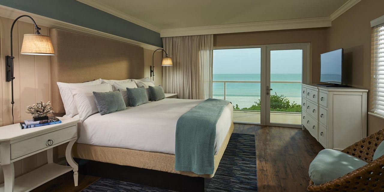 Edgewater Beach Hotel