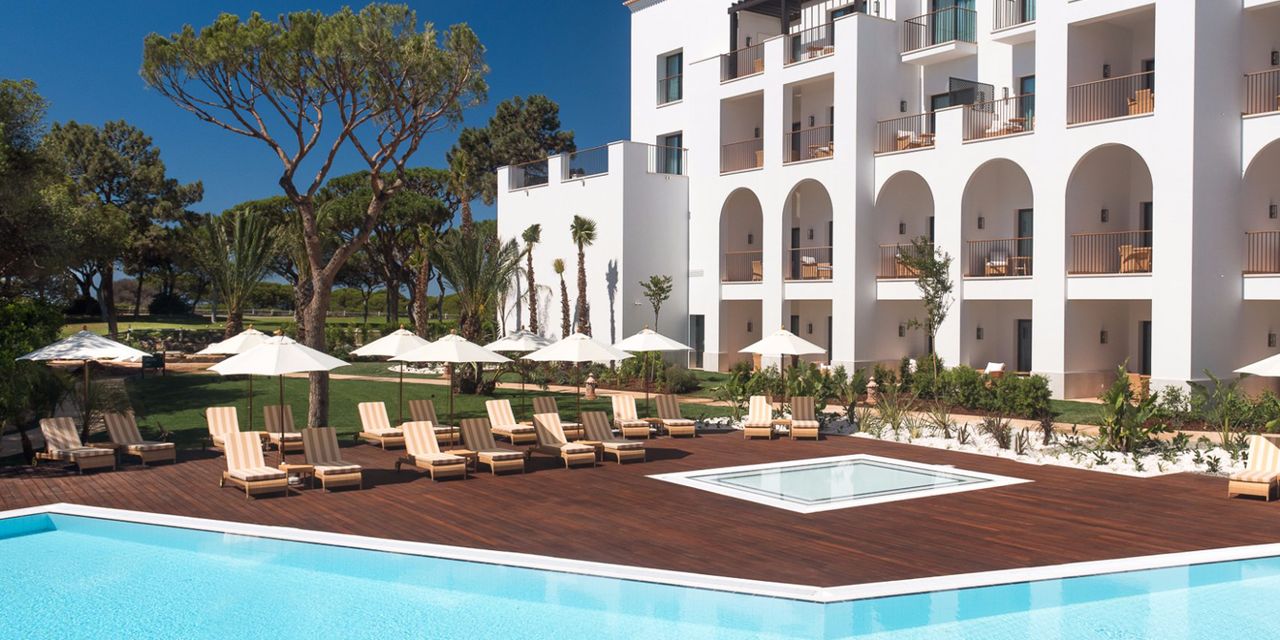 Pine Cliffs Ocean Suites, Algarve