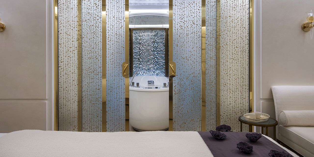 Hotel de Crillon, A Rosewood Hotel