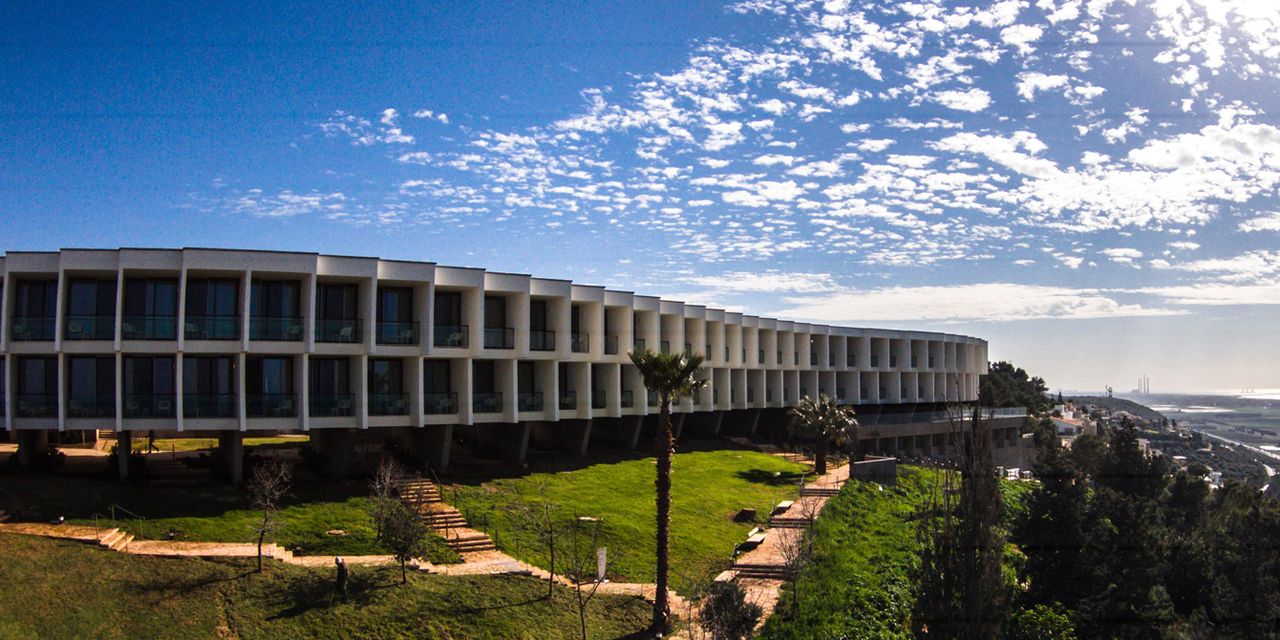 Elma Arts Complex Luxury Hotel