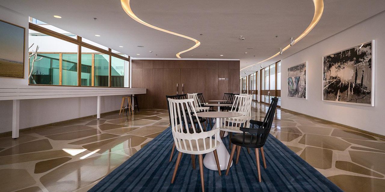 Elma Arts Complex Luxury Hotel