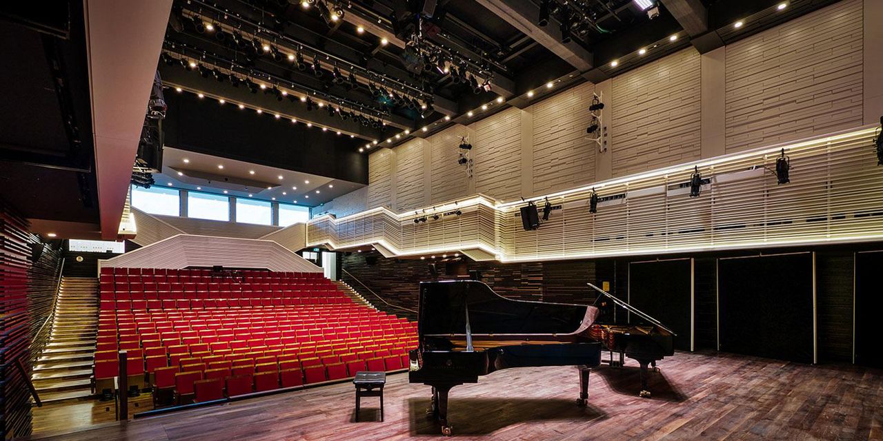 Elma Arts Complex Luxury Hotel