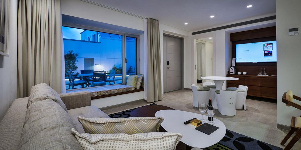 Elma Arts Complex Luxury Hotel