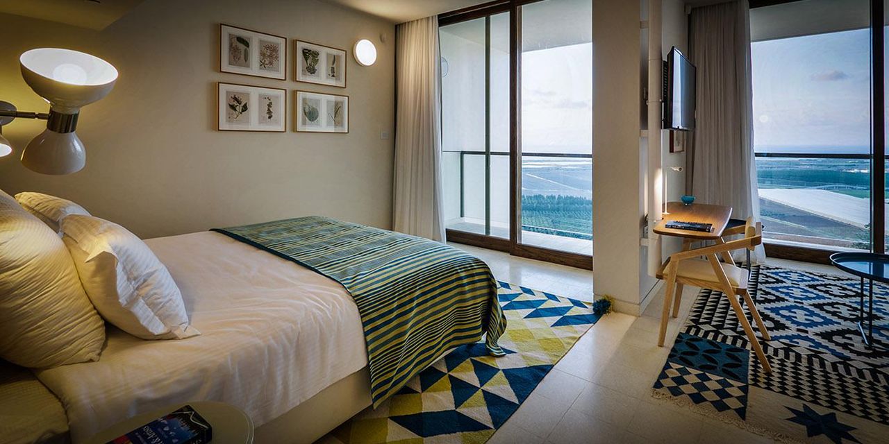 Elma Arts Complex Luxury Hotel