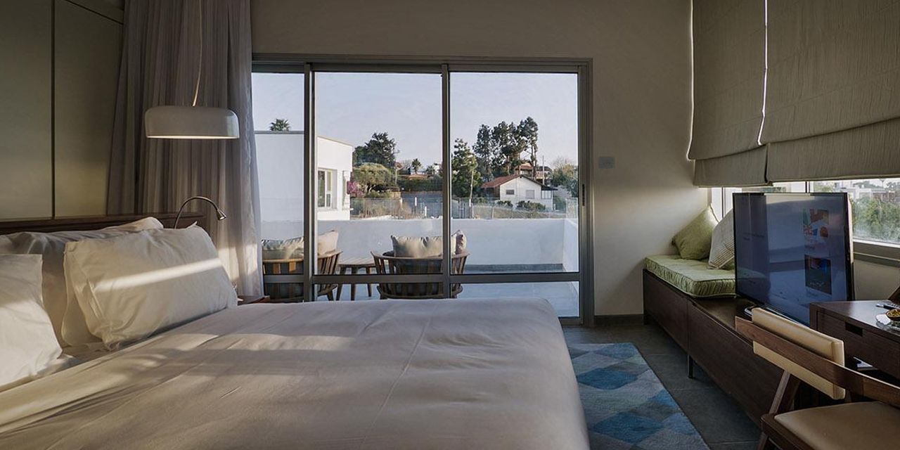 Elma Arts Complex Luxury Hotel