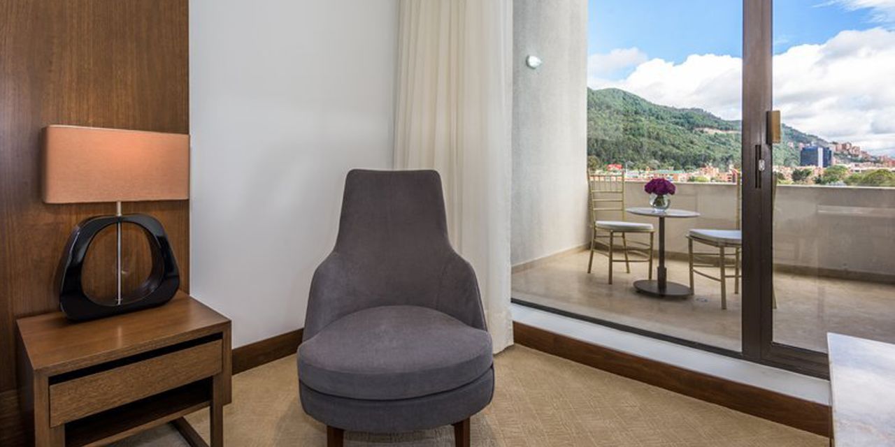 NH Collection Bogota Teleport Royal