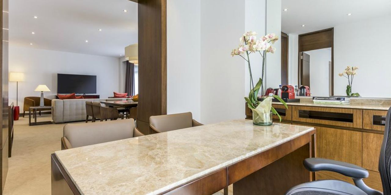 NH Collection Bogota Teleport Royal