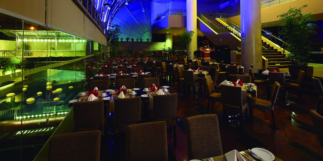 Delfines Hotel & Convention Center