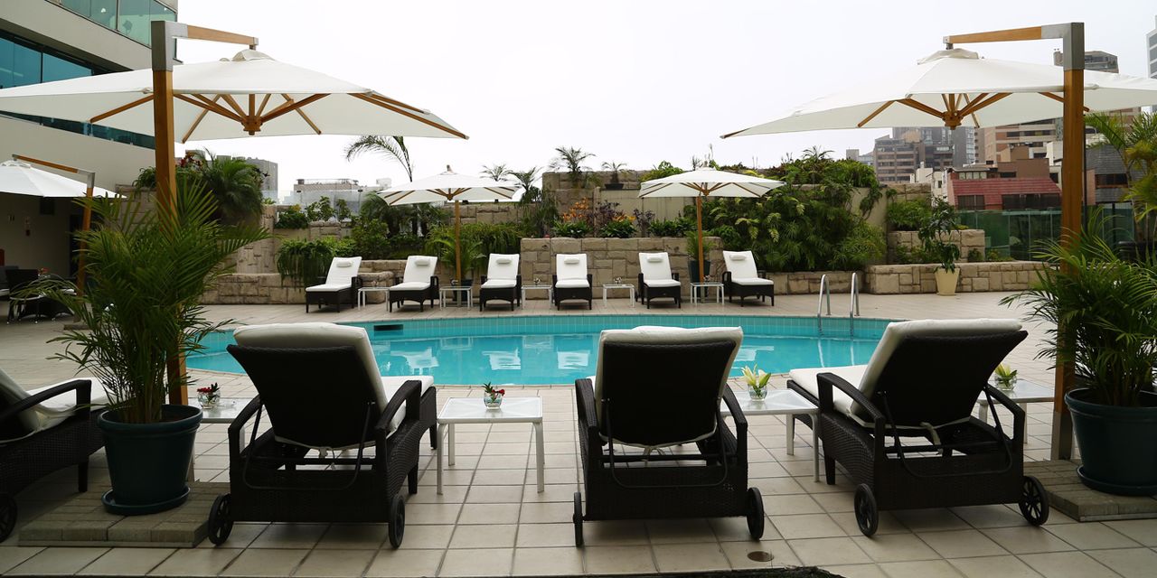 Delfines Hotel & Convention Center