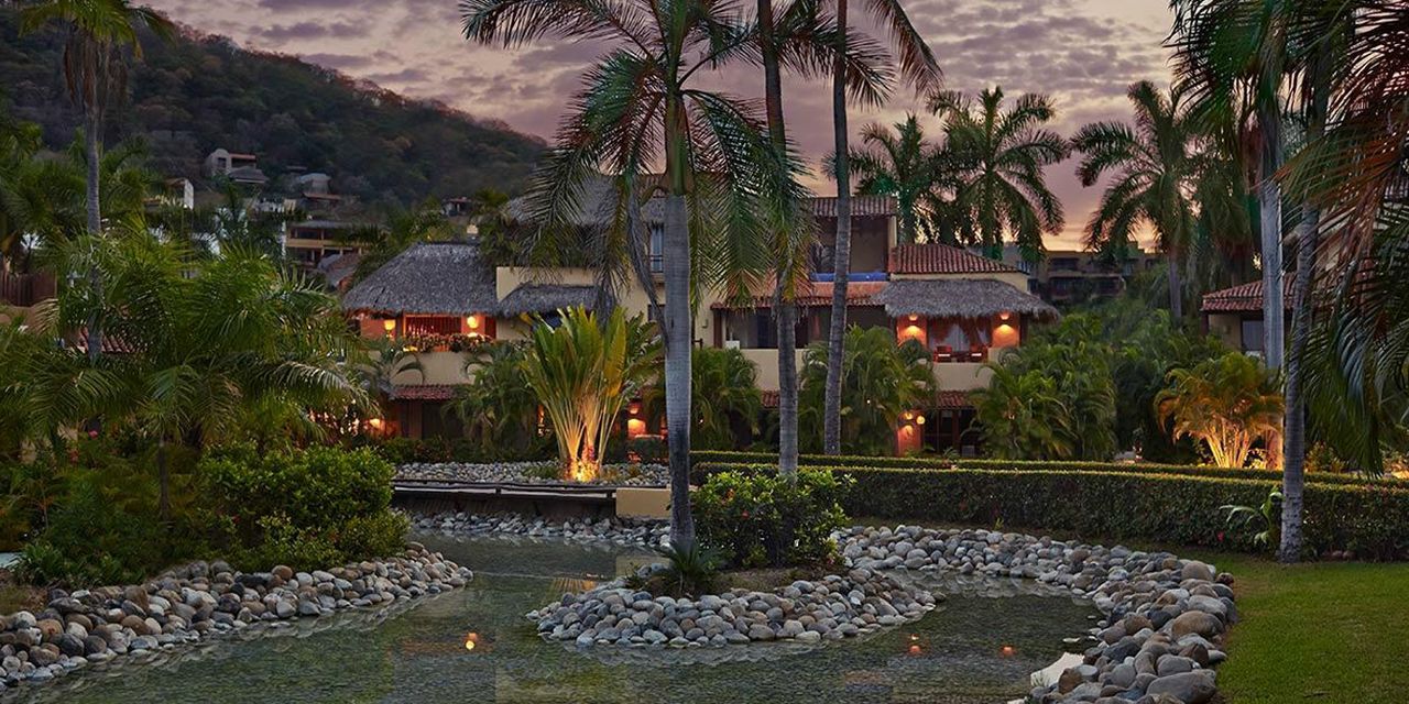 Thompson Zihuatanejo