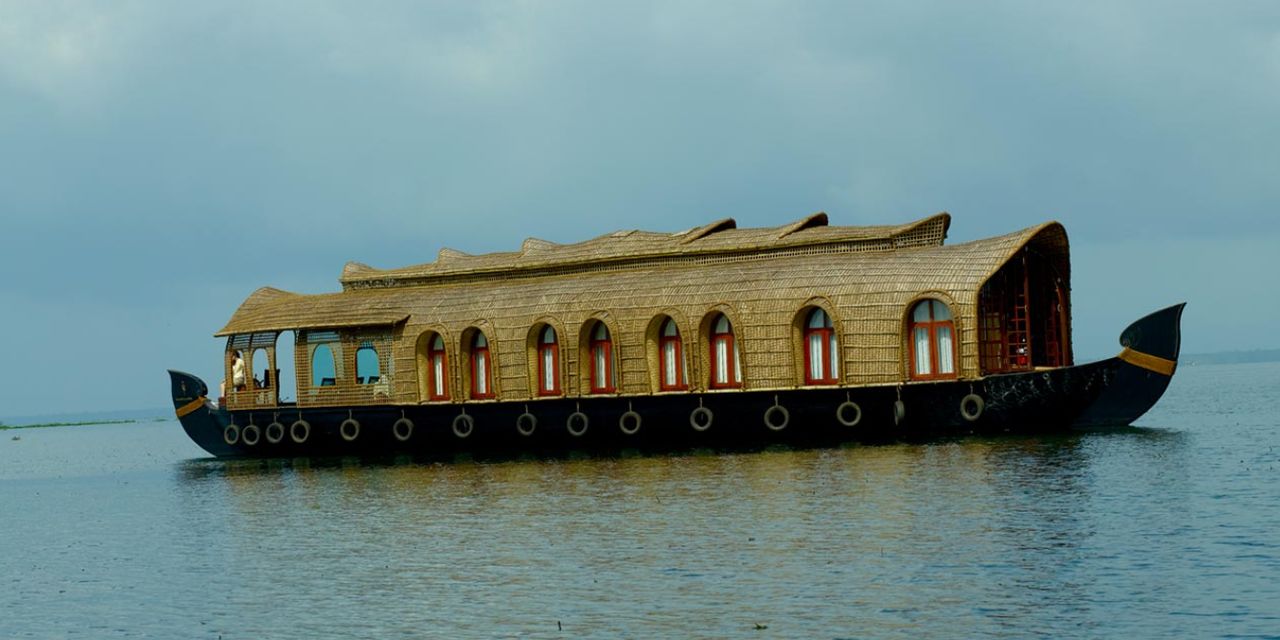 Kumarakom Lake Resort