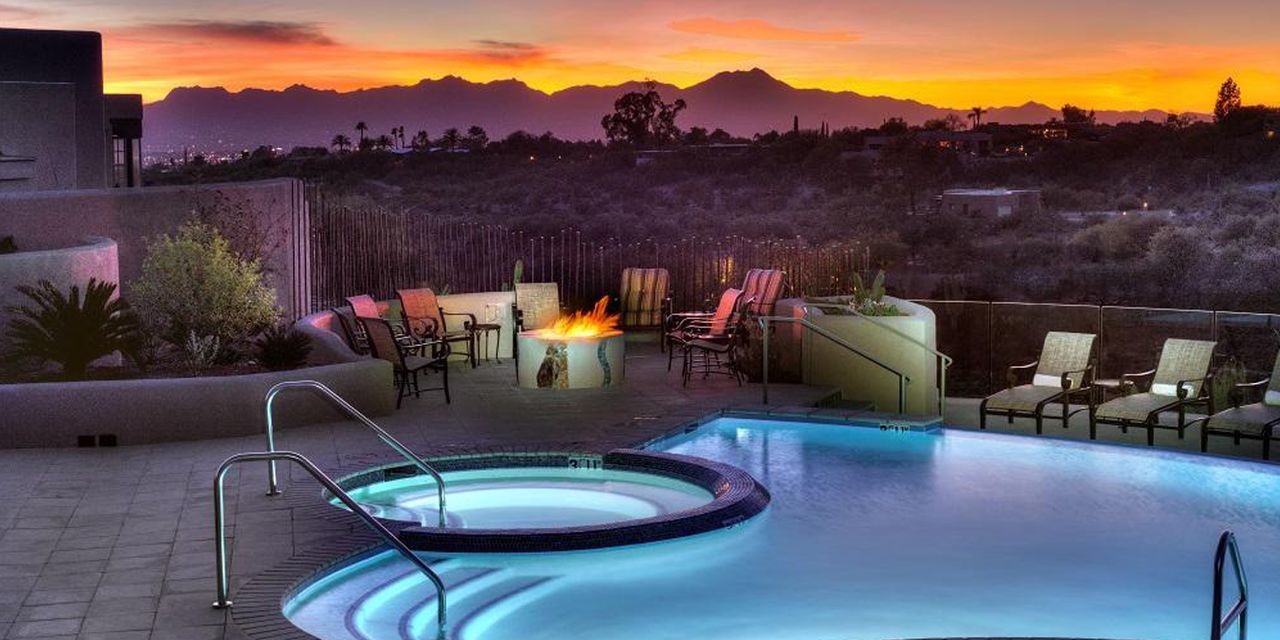 Hacienda Del Sol Guest Ranch Resort