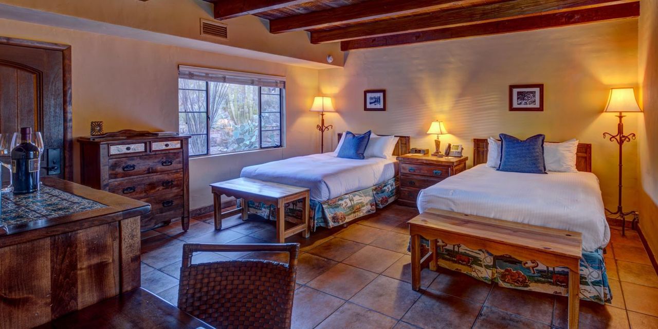 Hacienda Del Sol Guest Ranch Resort