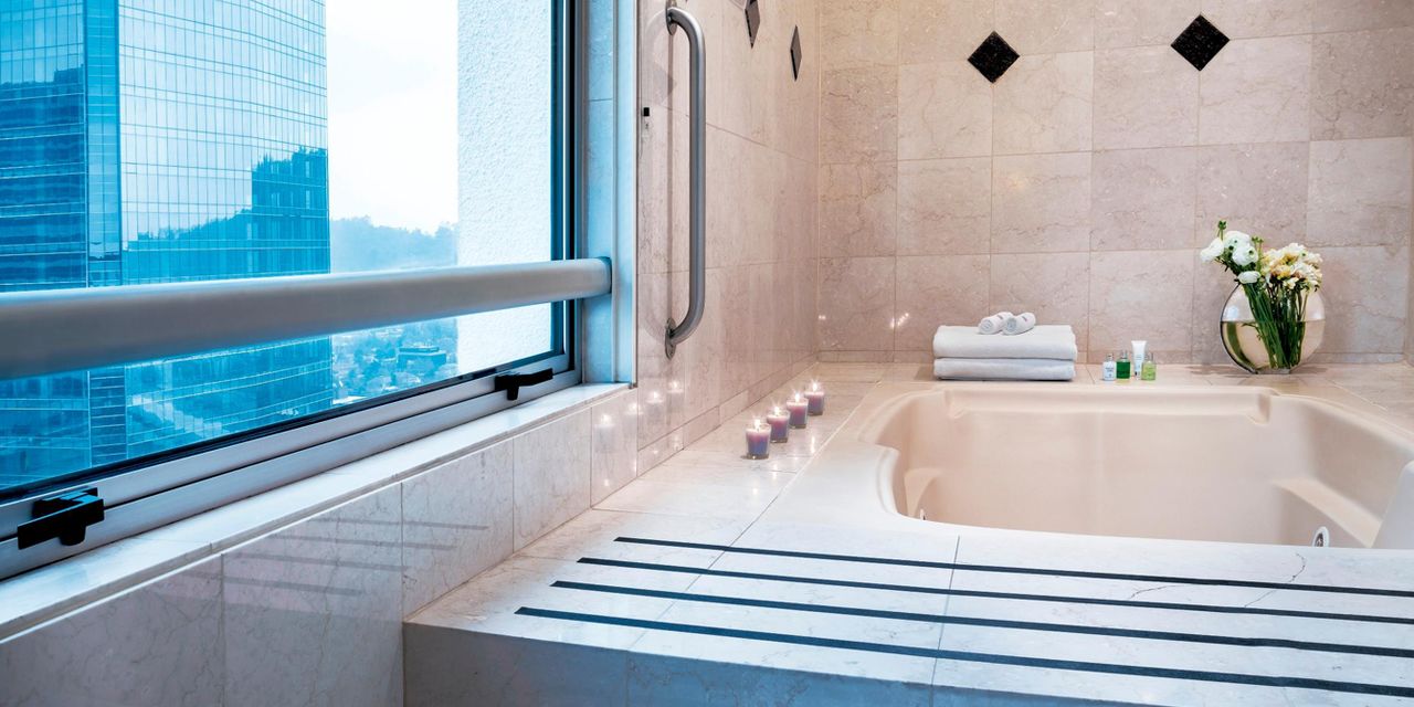 NH Collection Plaza Santiago