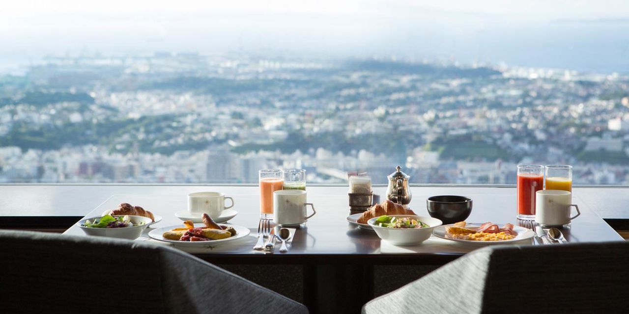 Yokohama Royal Park Hotel