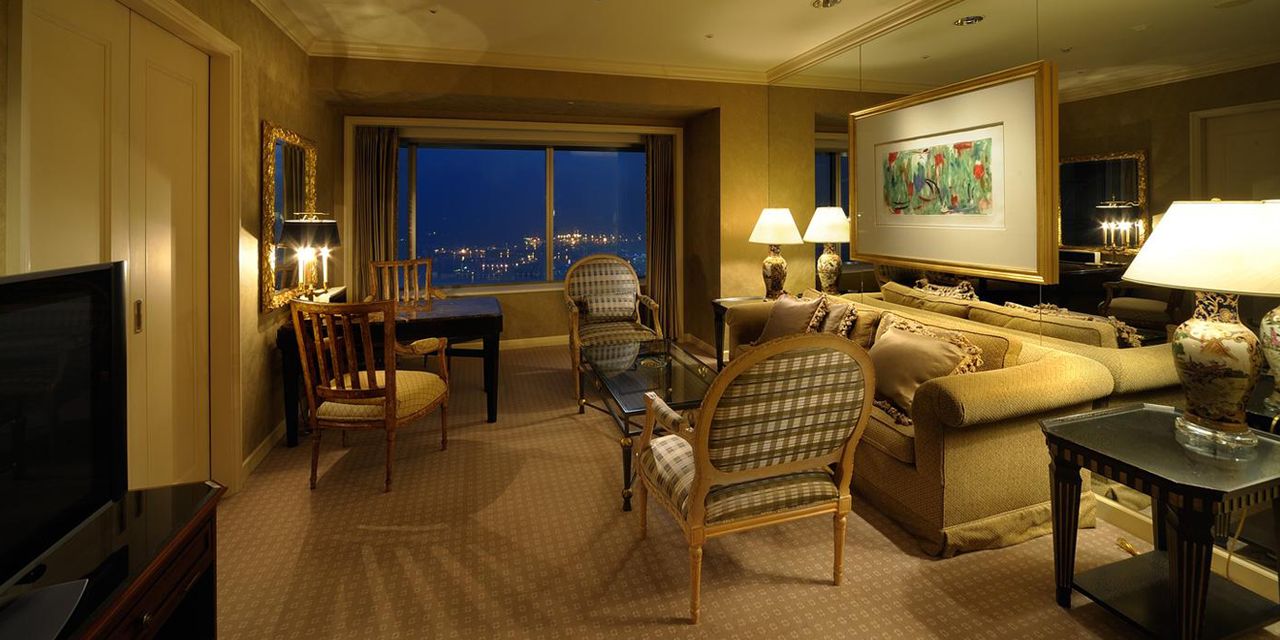 Yokohama Royal Park Hotel