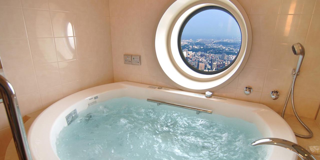 Yokohama Royal Park Hotel