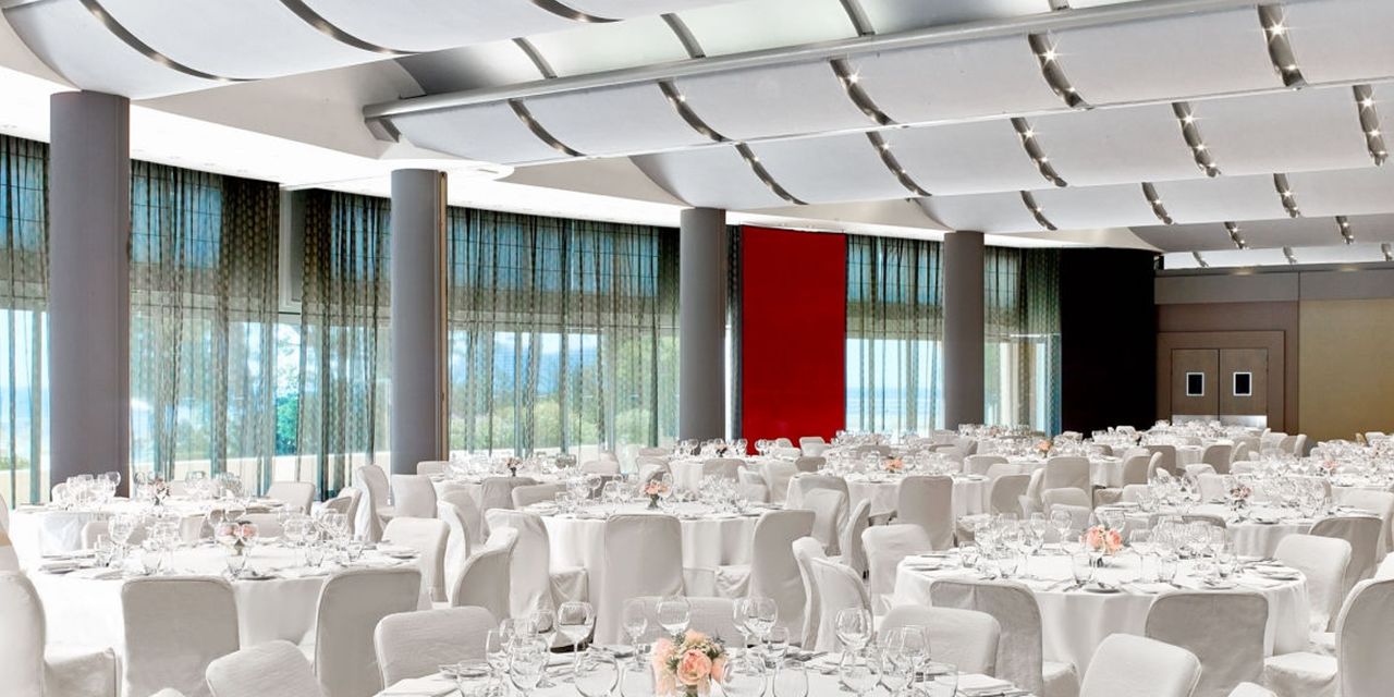 Le Meridien Beach Plaza