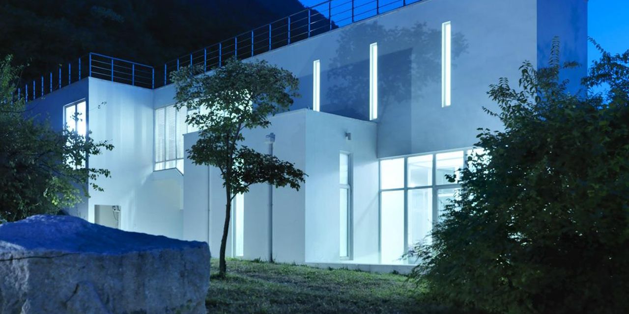 Commune by The Great Wall