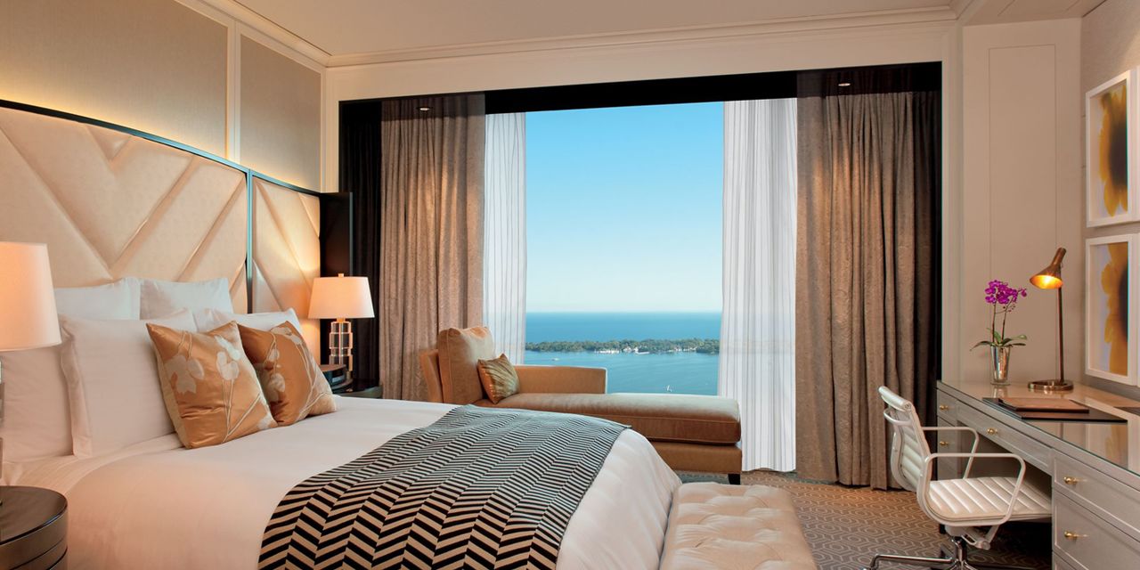 The Ritz-Carlton, Toronto