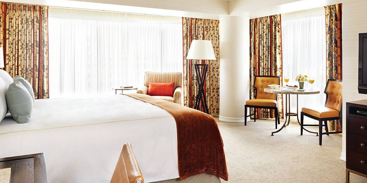 Four Seasons Hotel Vancouver