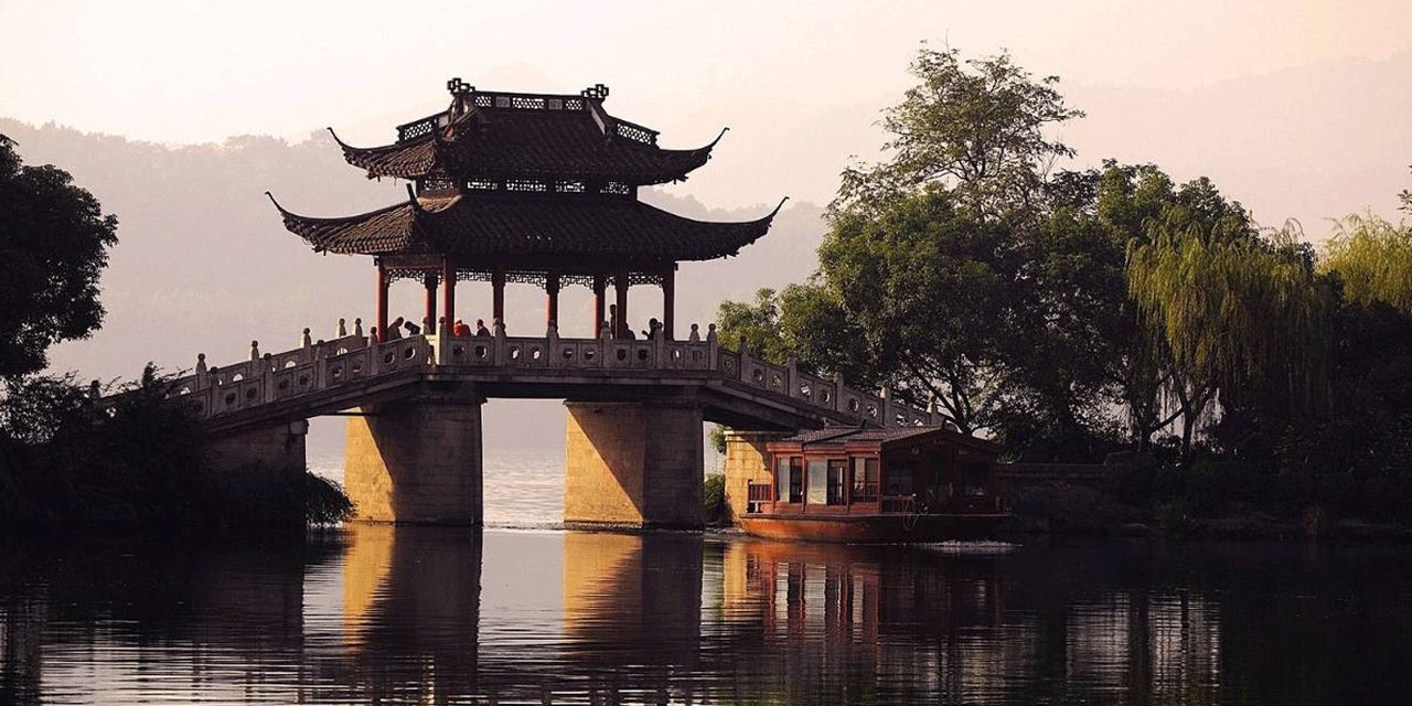 Four Seasons Hangzhou at West Lake