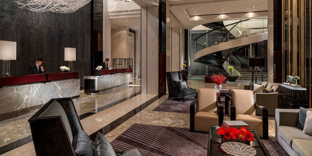 Four Seasons Hotel Shanghai at Pudong
